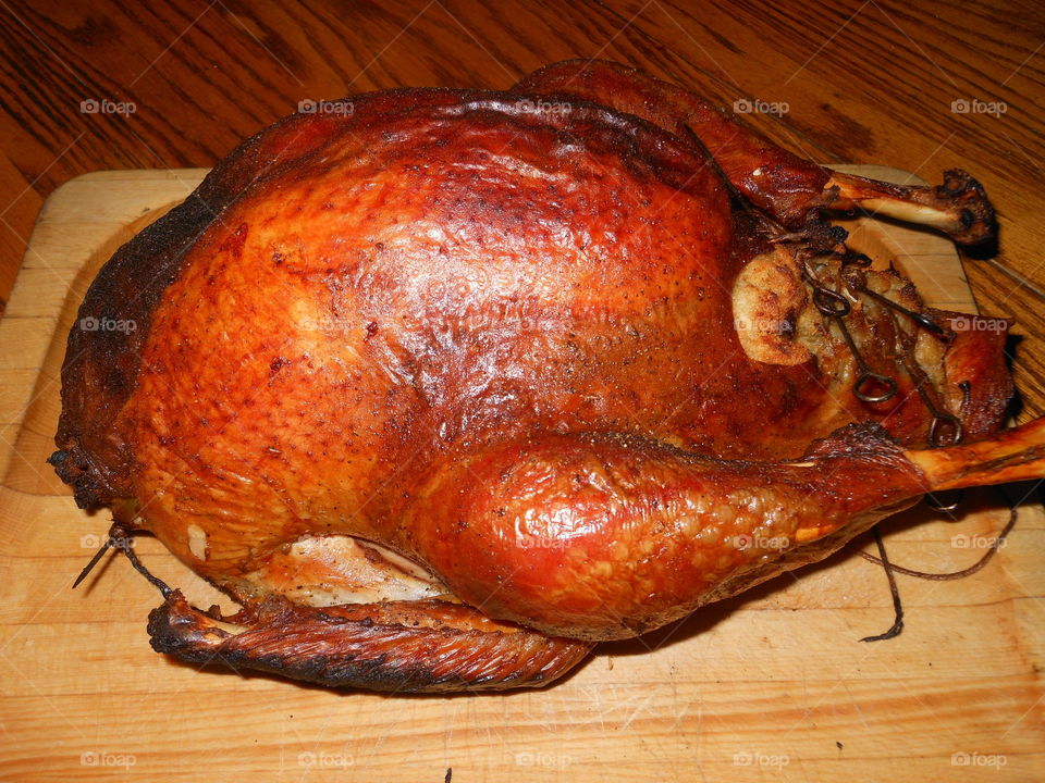 Barbecue turkey resting