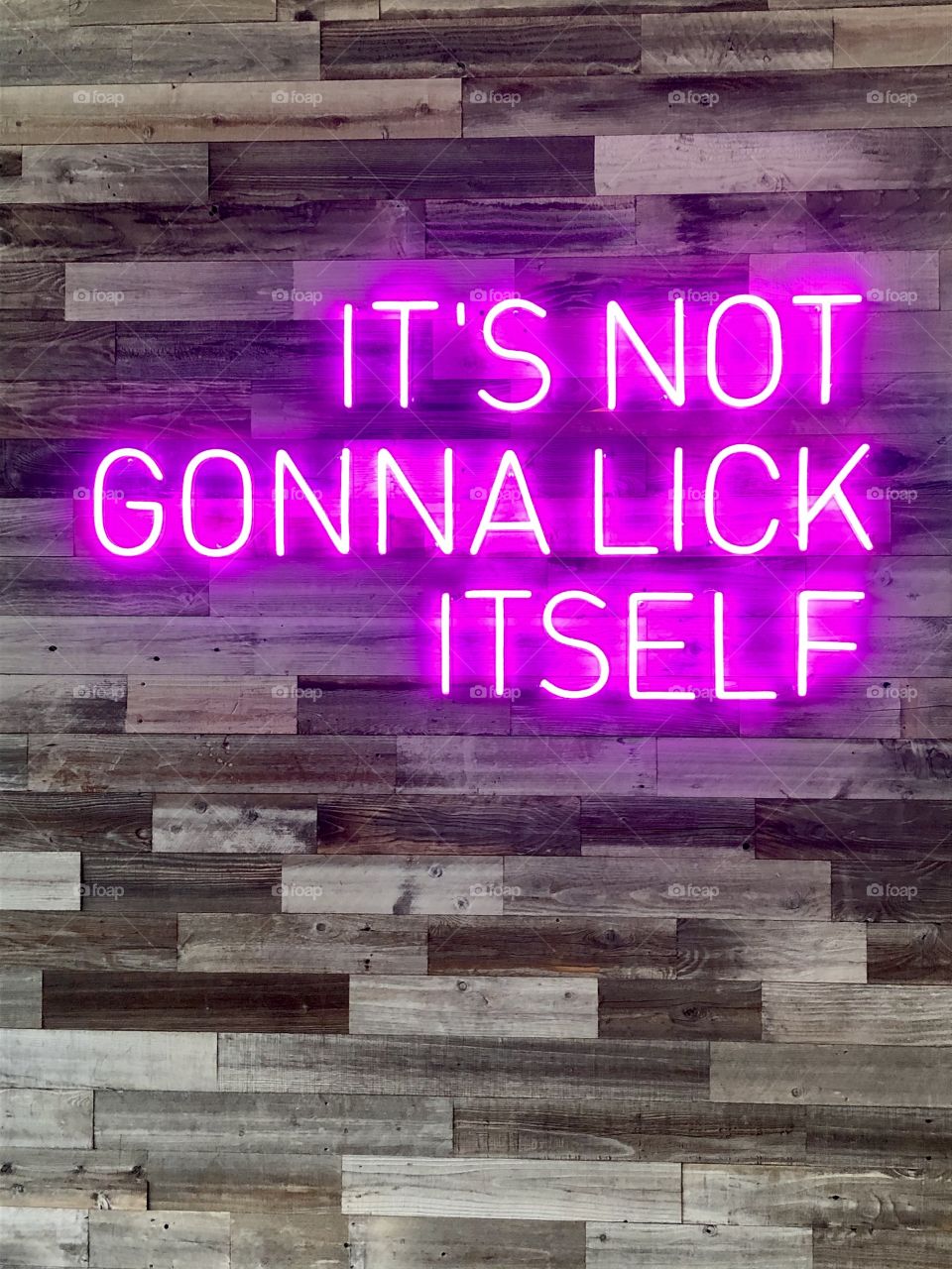 Sign outside of an ice cream parlor 