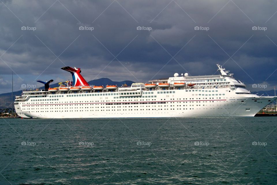 Carnival Imagination 