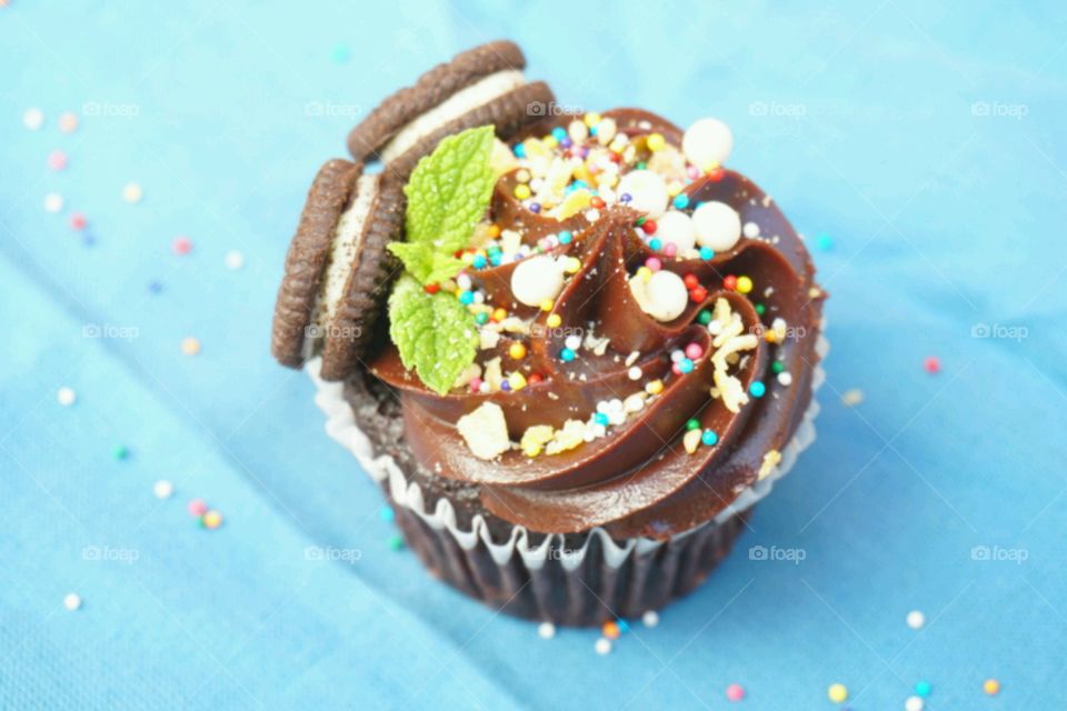 Crazy cupcakes - dark  chocolate