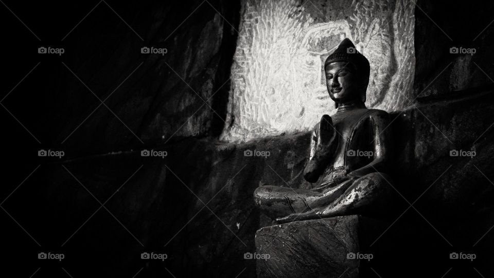 Statue of the Buddha