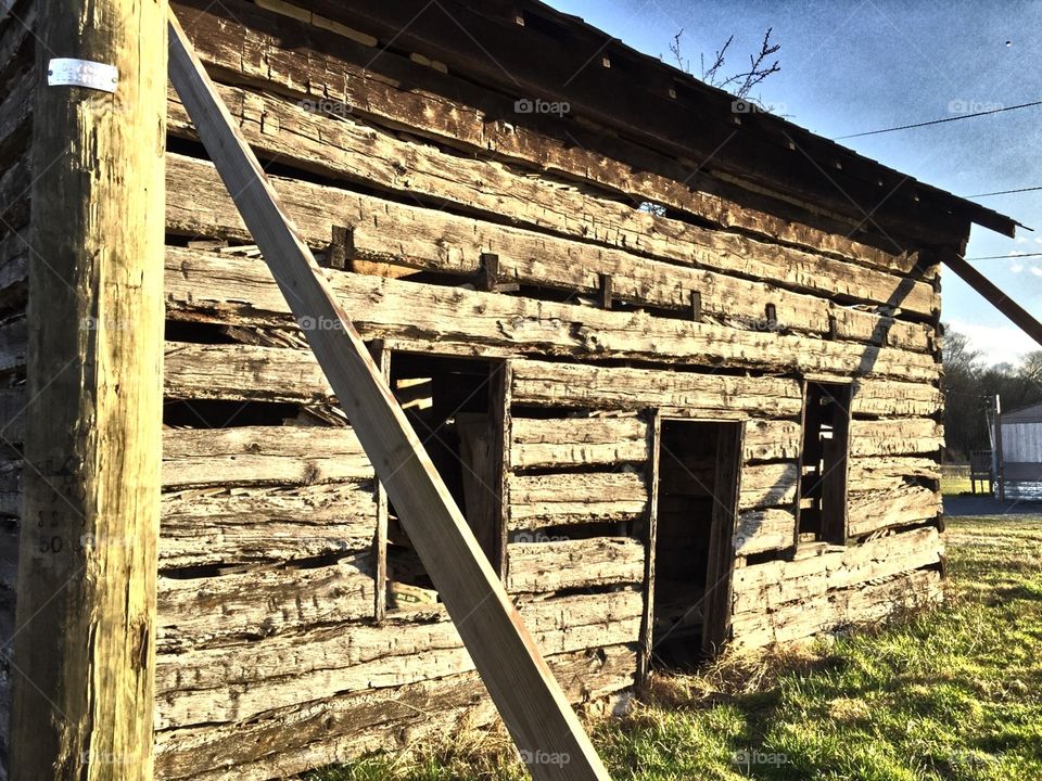 Old cabin 
