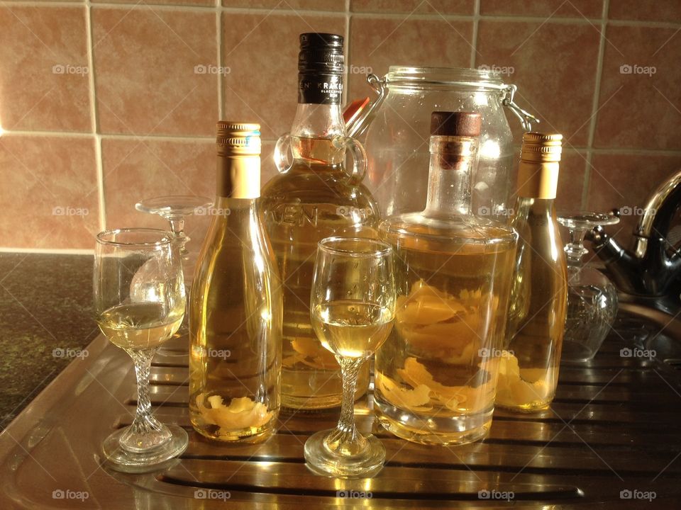 Limoncello . Homemade Limoncello 