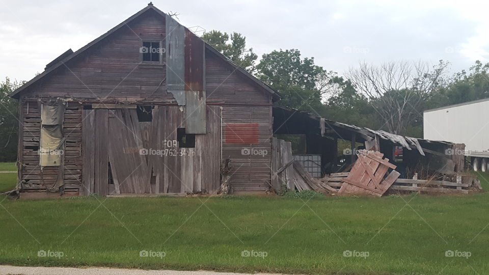 falling down barn