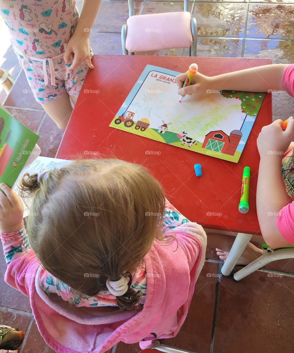 niñas jugando