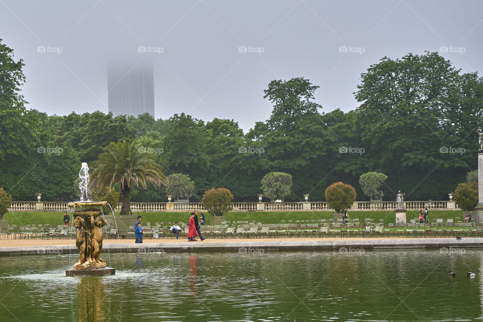 Fountain and fog 