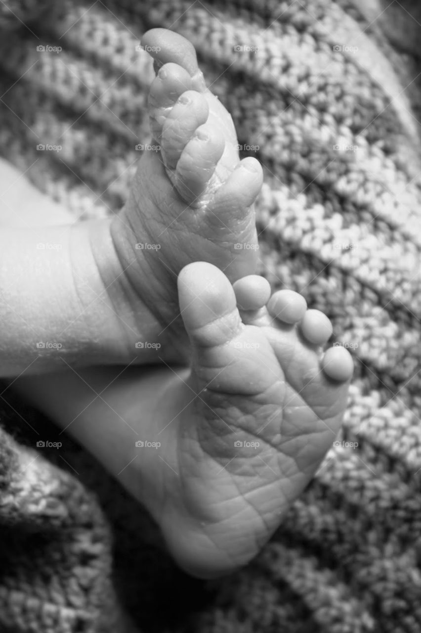 baby feet