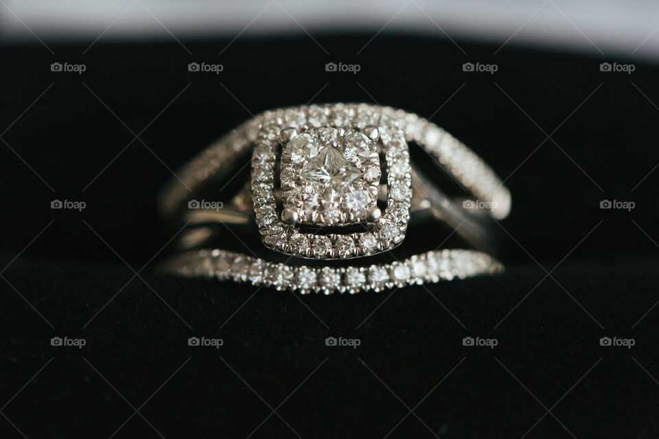 Wedding rings closeup 