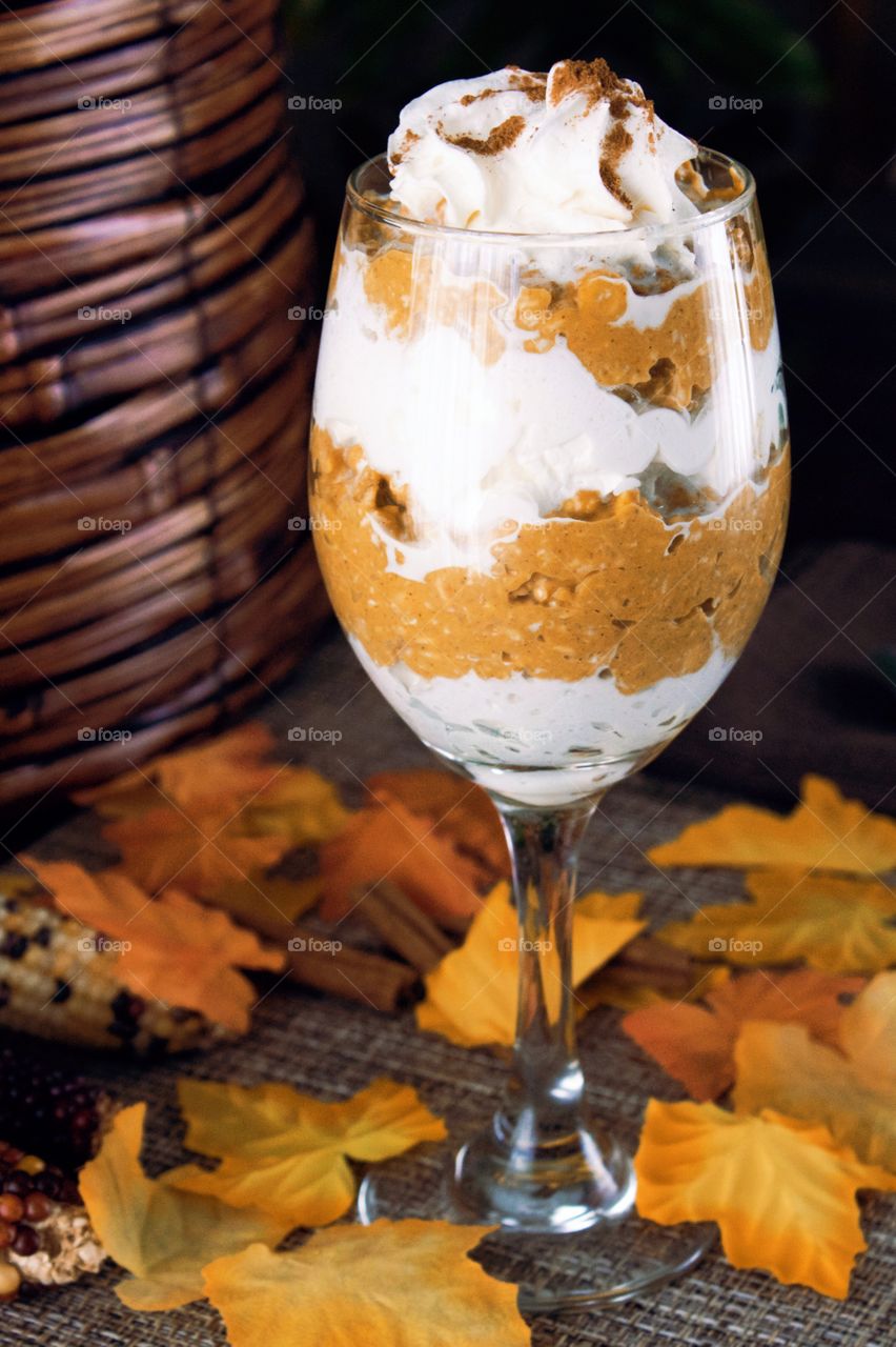 Pumpkin Pie Overnight Oats Breakfast Parfait