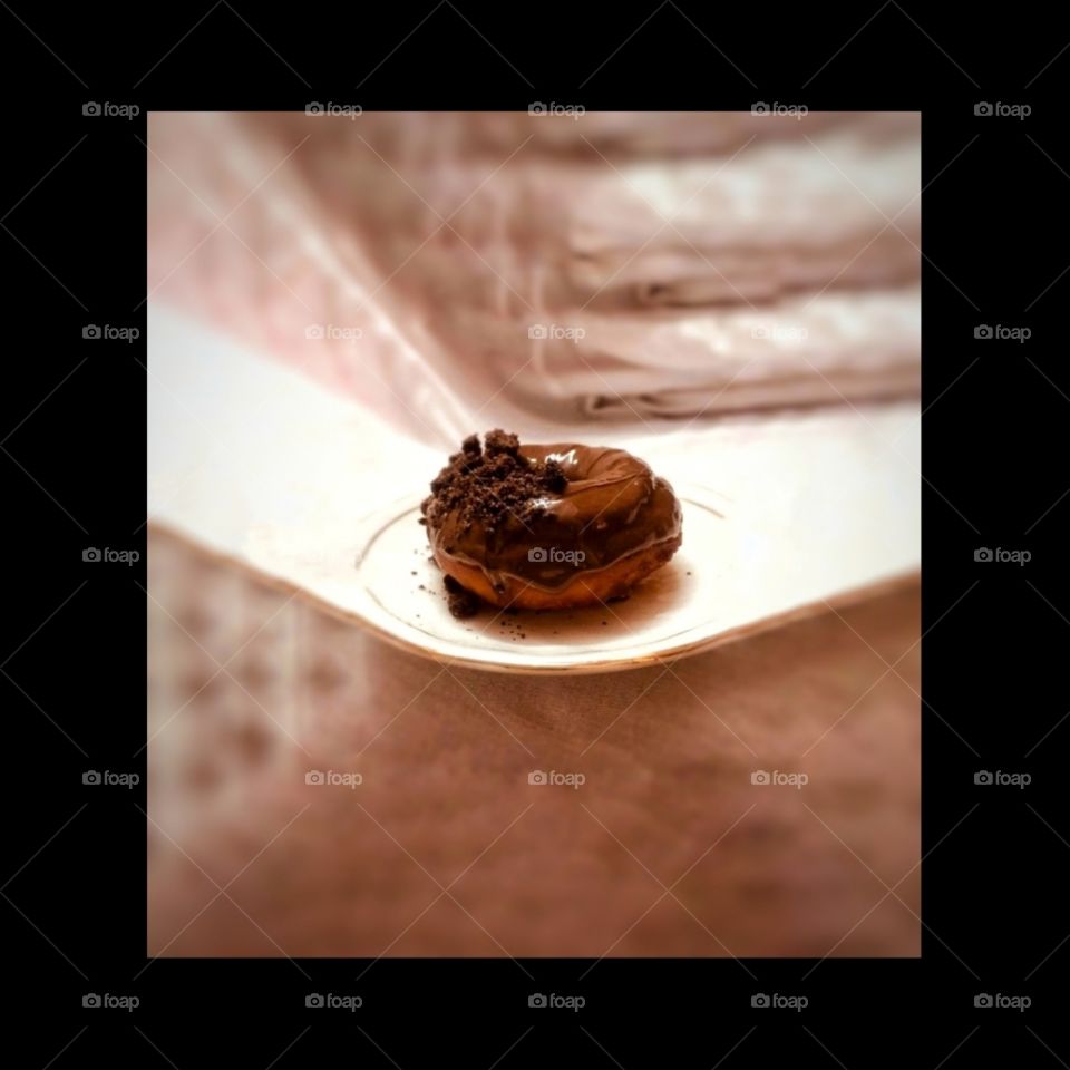 the only circle of trust you should have is a donut. 🍩 🍫 ❤️