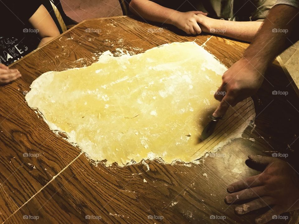 Making noodles 