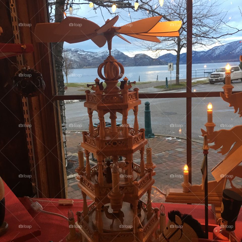 A Christmas Market with a beautiful view! Christmas, 2018, Peachland, BC, Canada. 