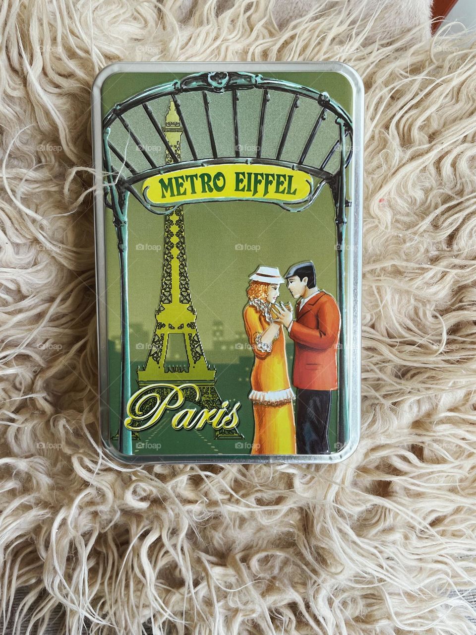 An original box of Paris cookies