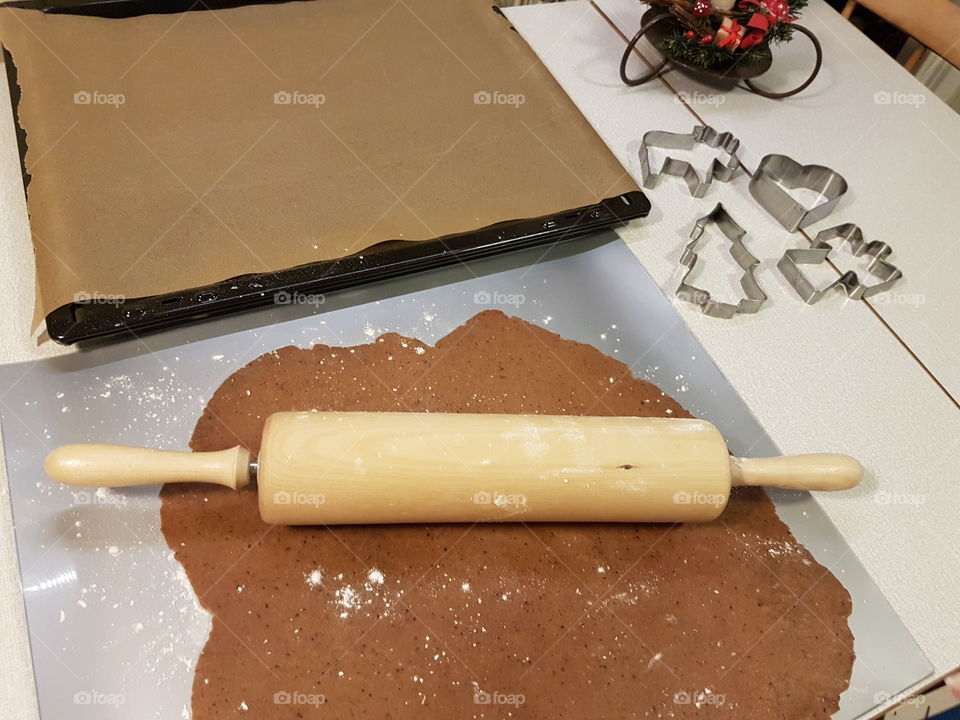 baking gingerbread