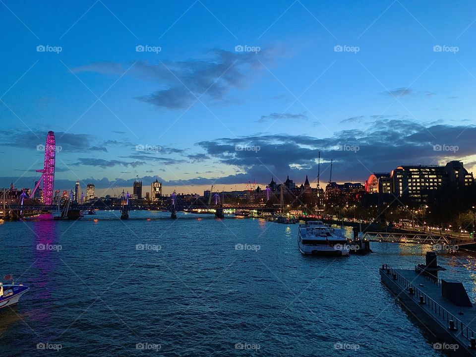 London 🏴󠁧󠁢󠁥󠁮󠁧󠁿