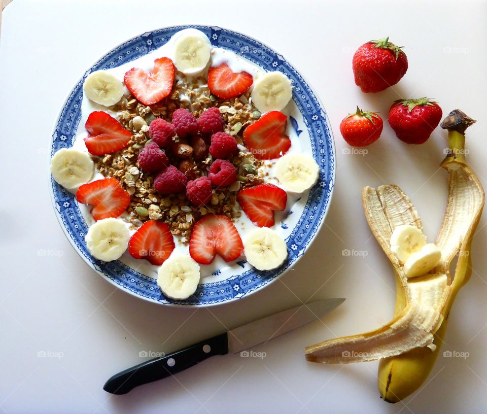 Delicious fruits breakfast