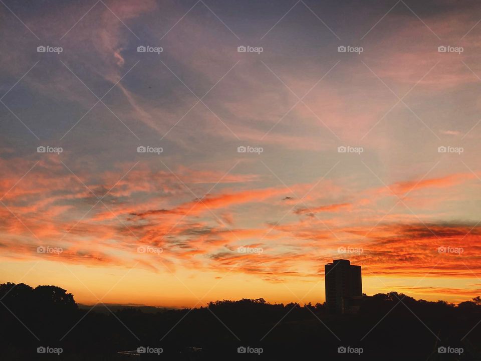 🌇🇺🇸 An extremely beautiful sunset in Jundiaí, interior of Brazil. Cheer the nature! / 🇧🇷 Um entardecer extremamente bonito em Jundiaí, interior do Brasil. Viva a natureza! 