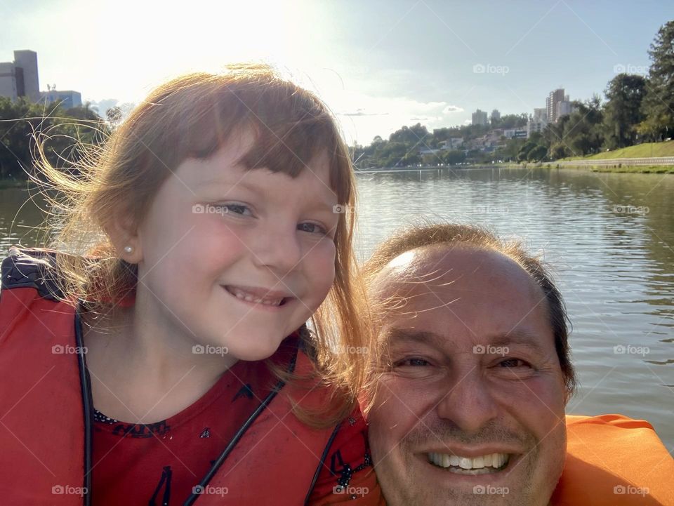 🇺🇸 My daughter Estela is my reason for living!  With your sweet smile, fatherhood is my meaning. / 🇧🇷 Minha filha Estela é a razão do meu viver! Com seu doce sorriso, a paternidade é o meu sentido.