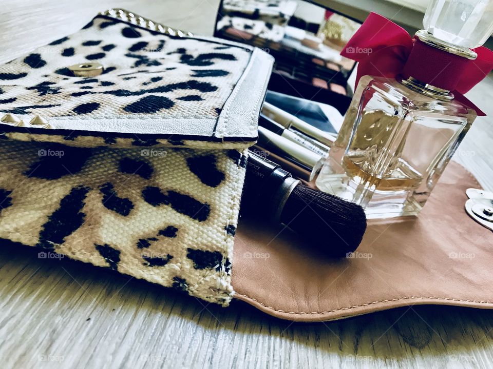 Bag with makeup