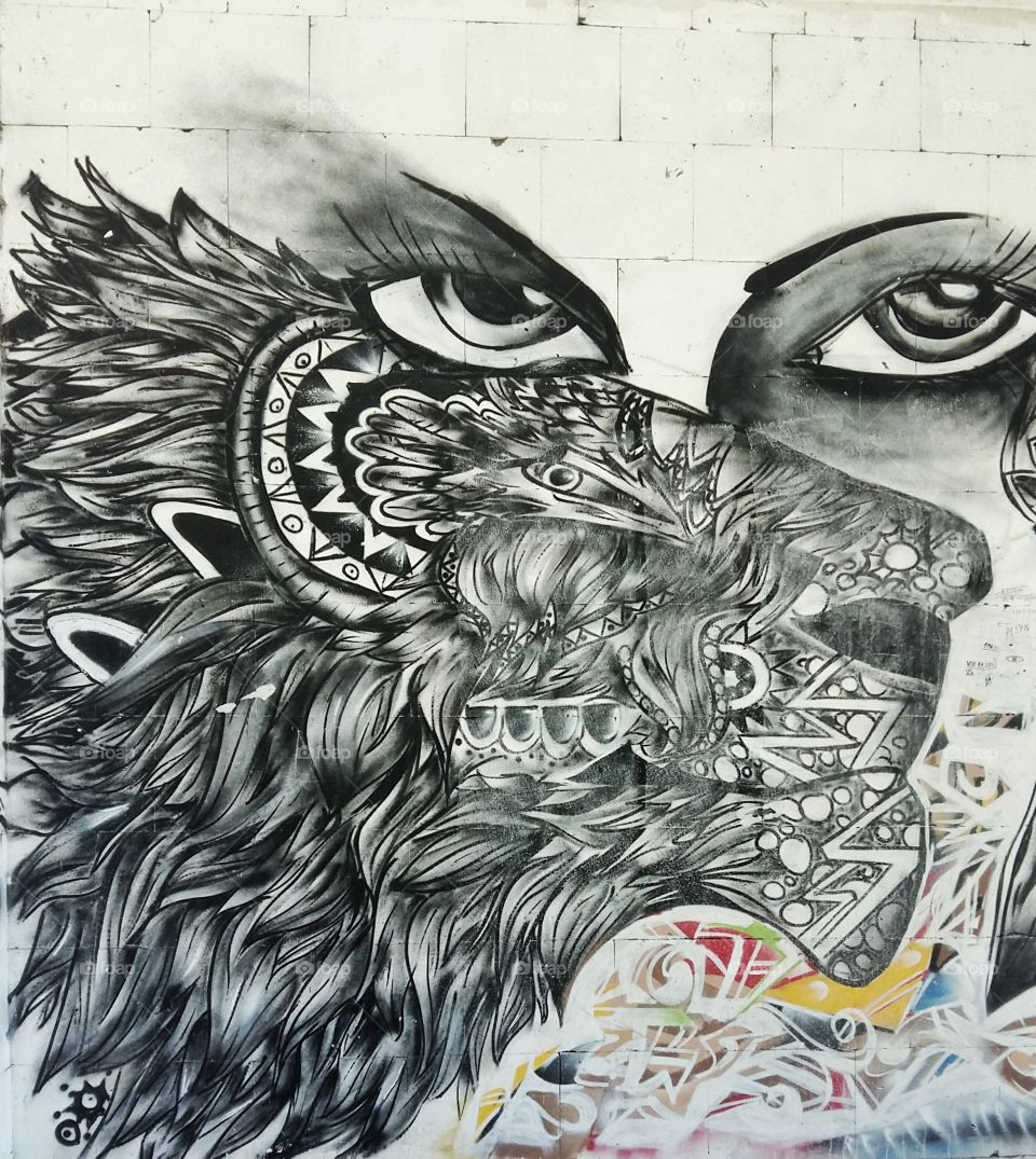 graffiti lion