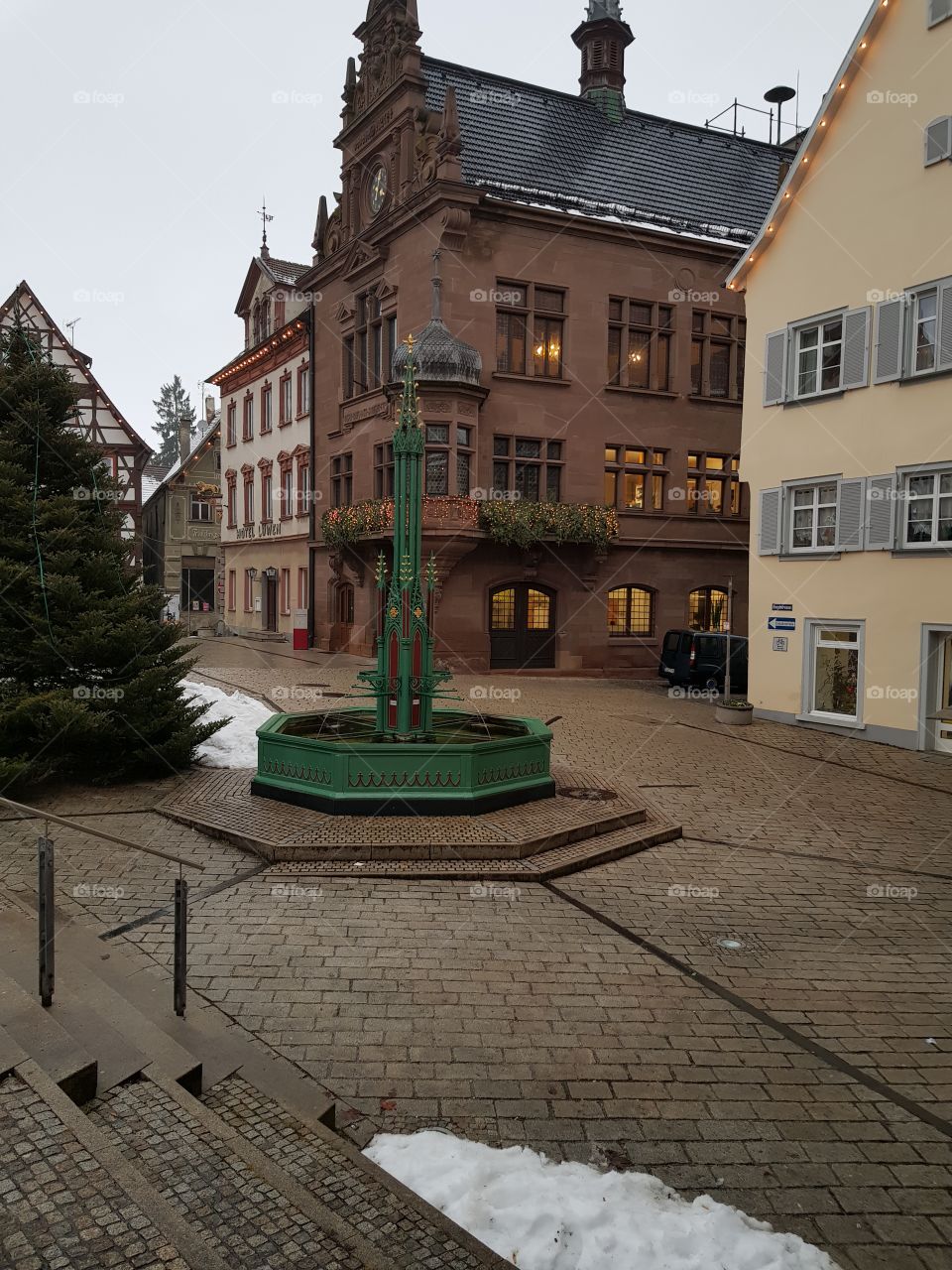 der Rathausplatz