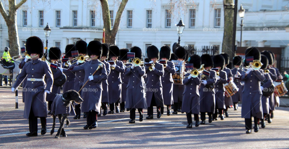 The Band of Irish Guard March to Buckingham Palace
