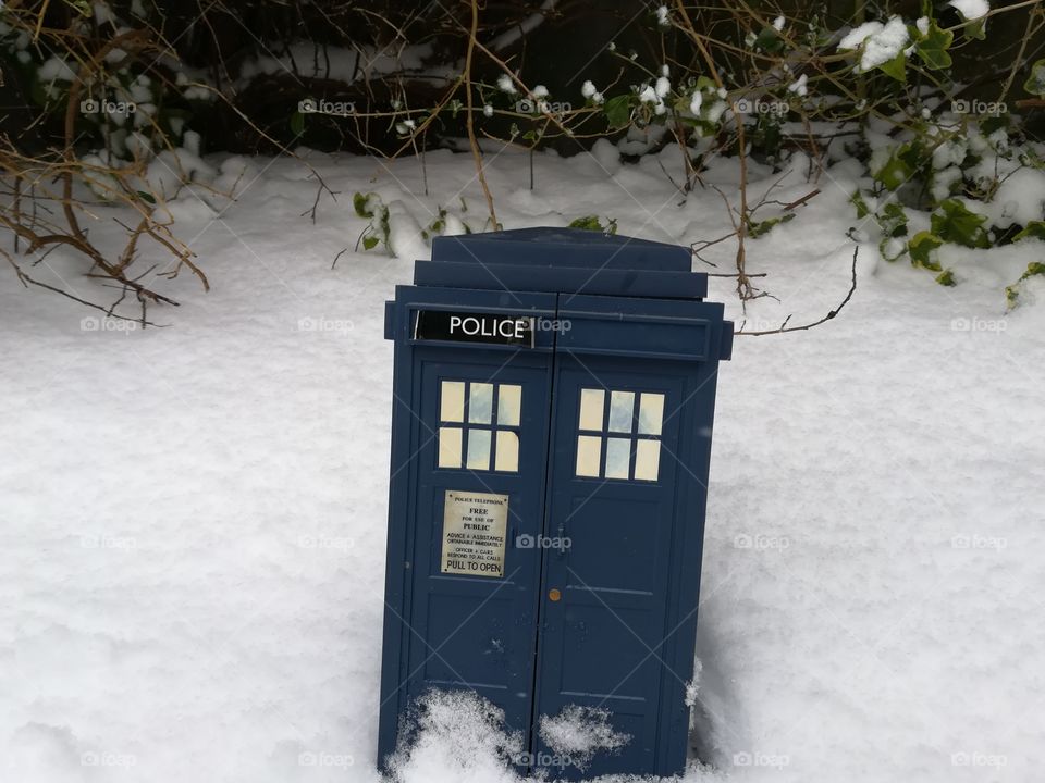 TARDIS in the snow