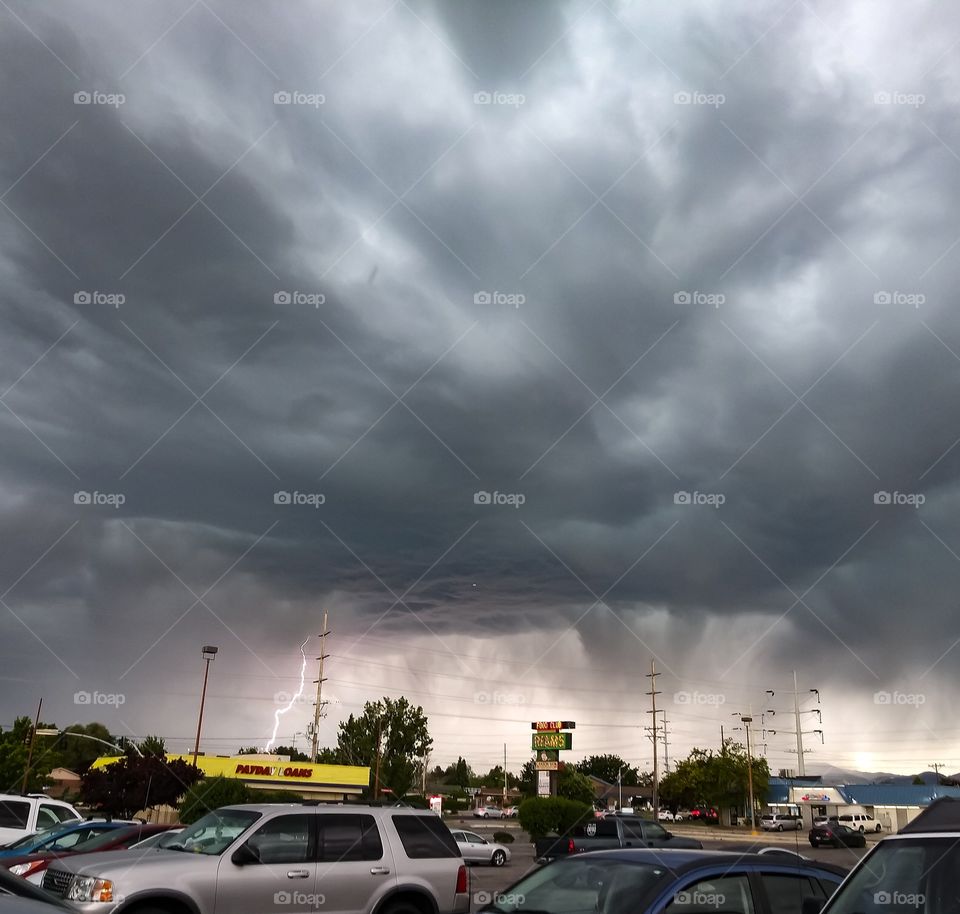 storm clouds move in.