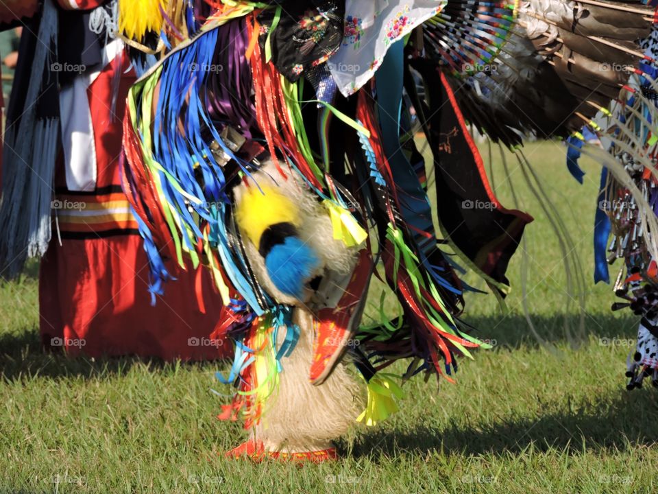 INDIAN DANCE AT POW WOW 