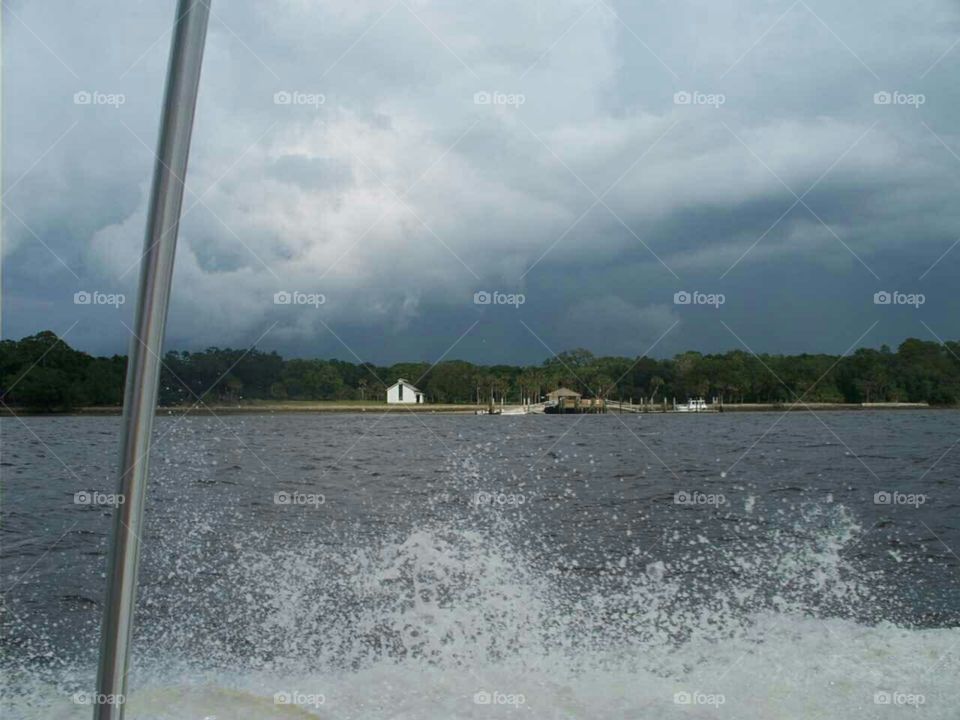 Boat from Fernandina Beach to Cumberland Island - chasing the storm