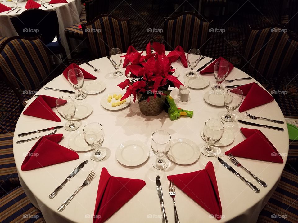 Christmas dinner table setting