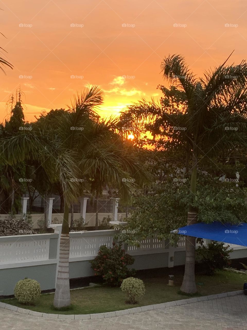 Getting ready to set