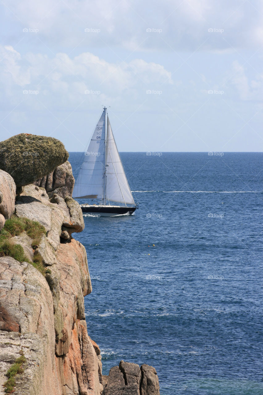 sea boat rocks sailing by tidbury