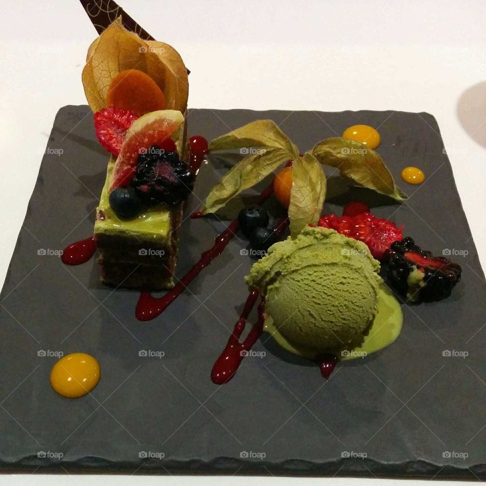 dessert in green