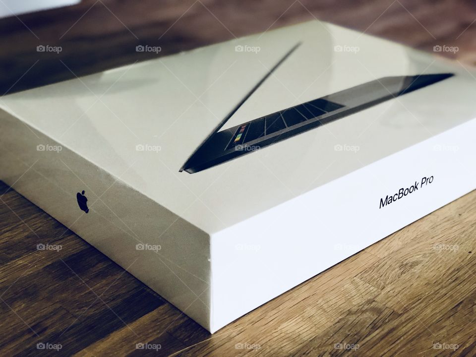 Apple Macbook Pro unboxing