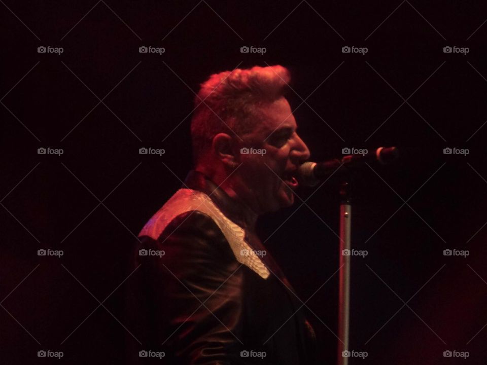 Actuación de Loquillo en León