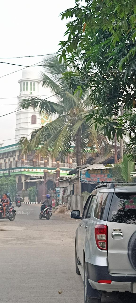 The Masjid Near The Street