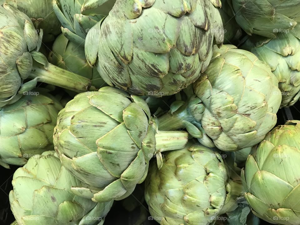 Whole artichokes 