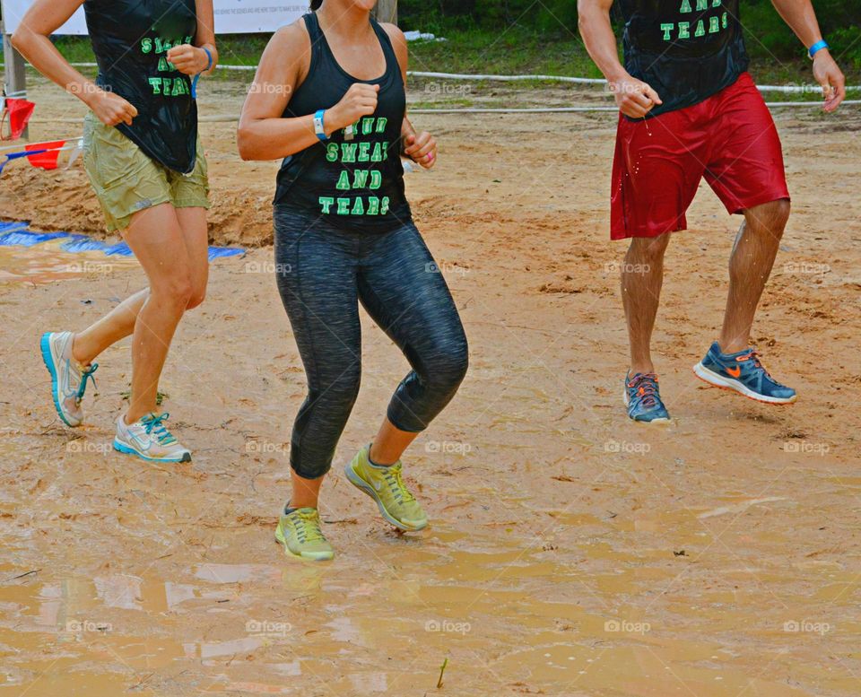 Sports are a dominant force in people’s lives. It’s an obsession for millions all over the world. From football, baseball, soccer, indoors gym to running, we all love sports. Sports photography is an essential element of our sporting culture.