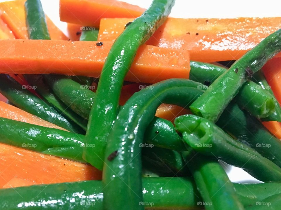 Green beans and carrots 