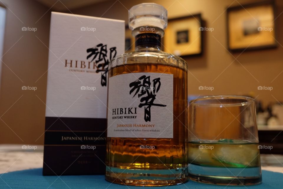 Hibiki whiskey
