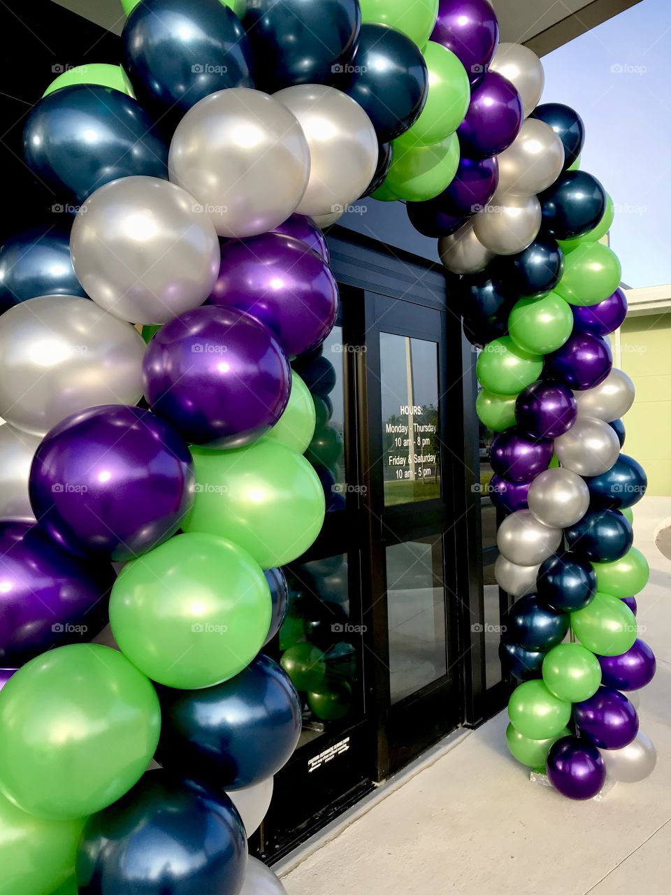 Huge balloon arch