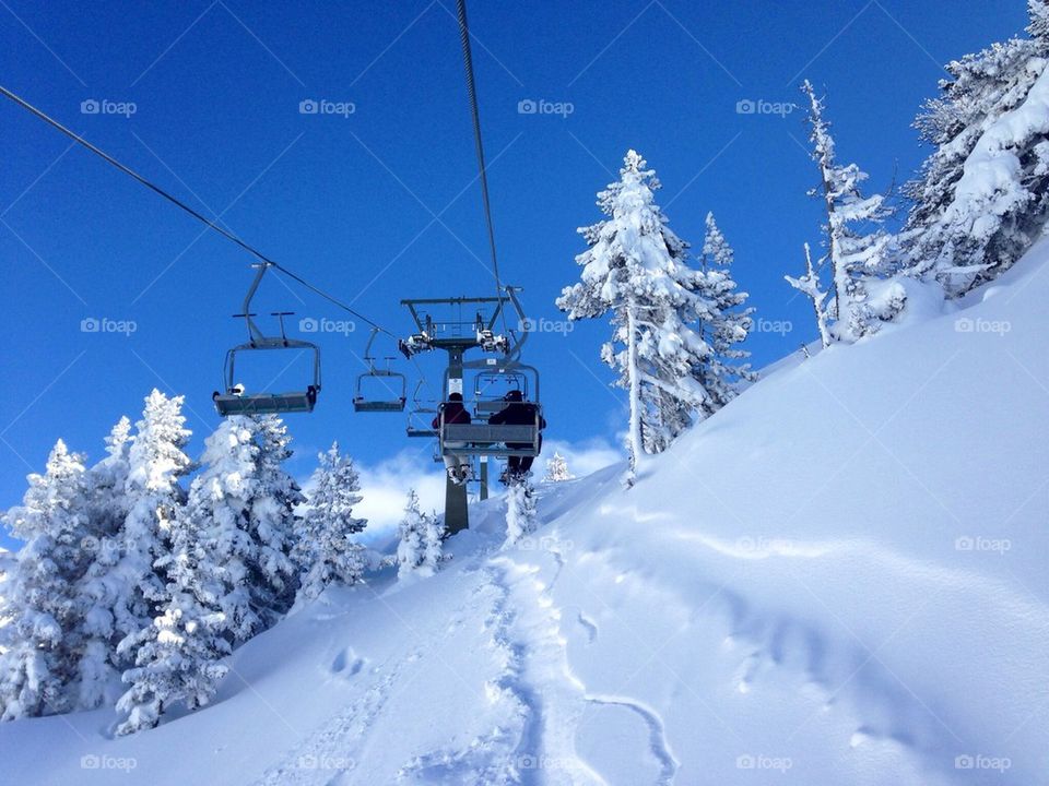Ski lift couple