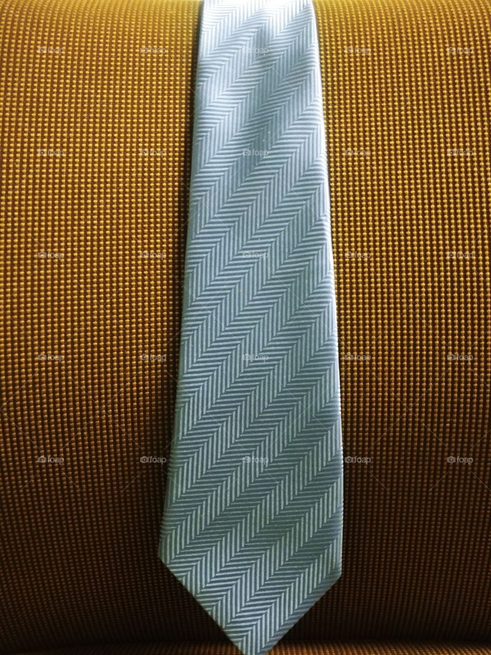 Tie pattern