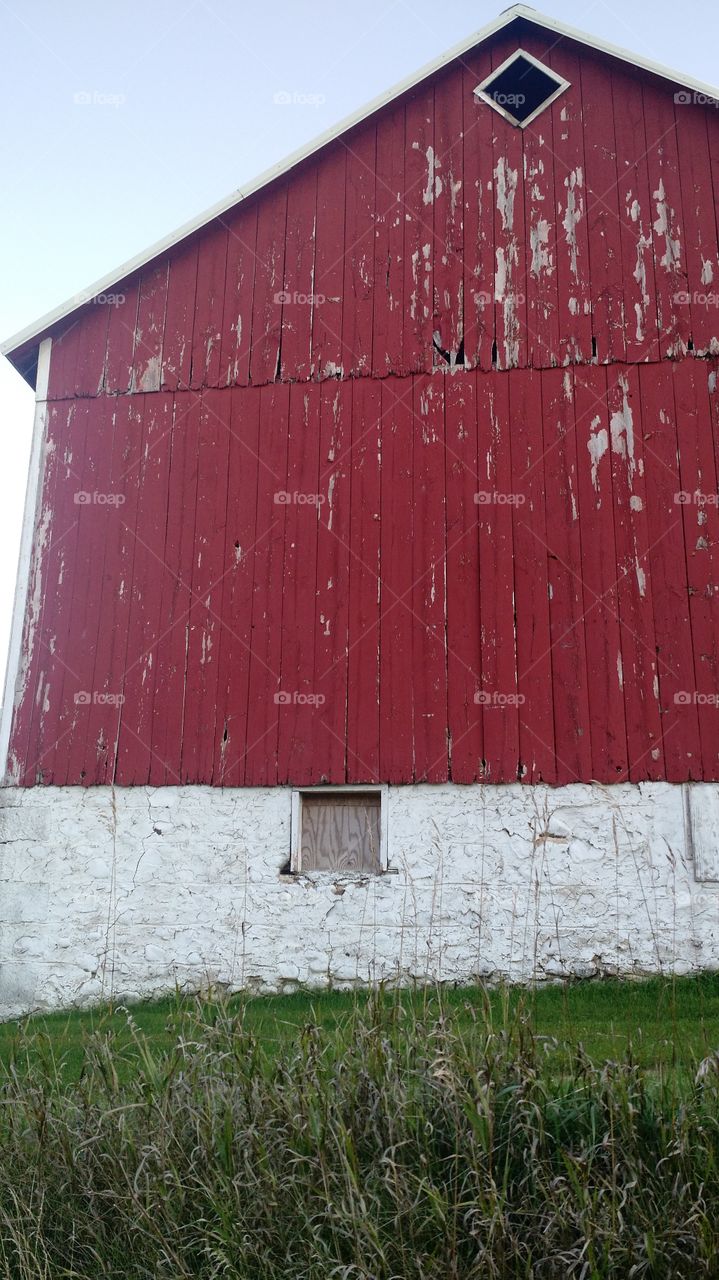 old red barn