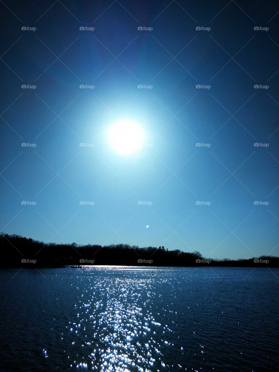 sunny afternoon at the lake