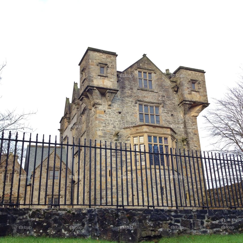 Donegal castle . Donegal Castle in Ireland