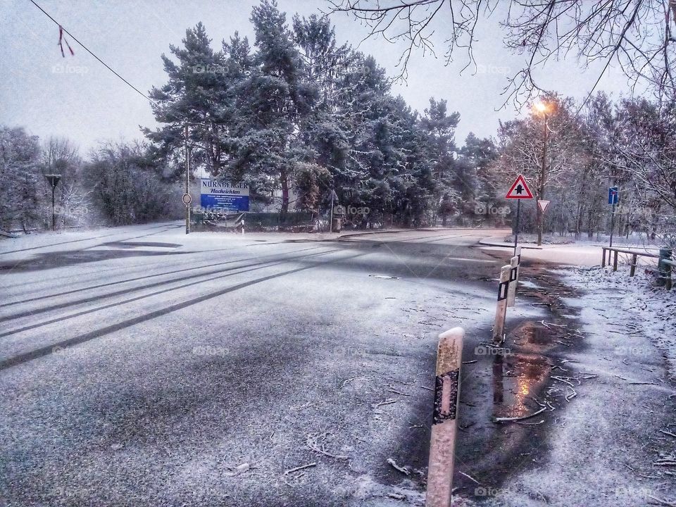 A walk through the snow