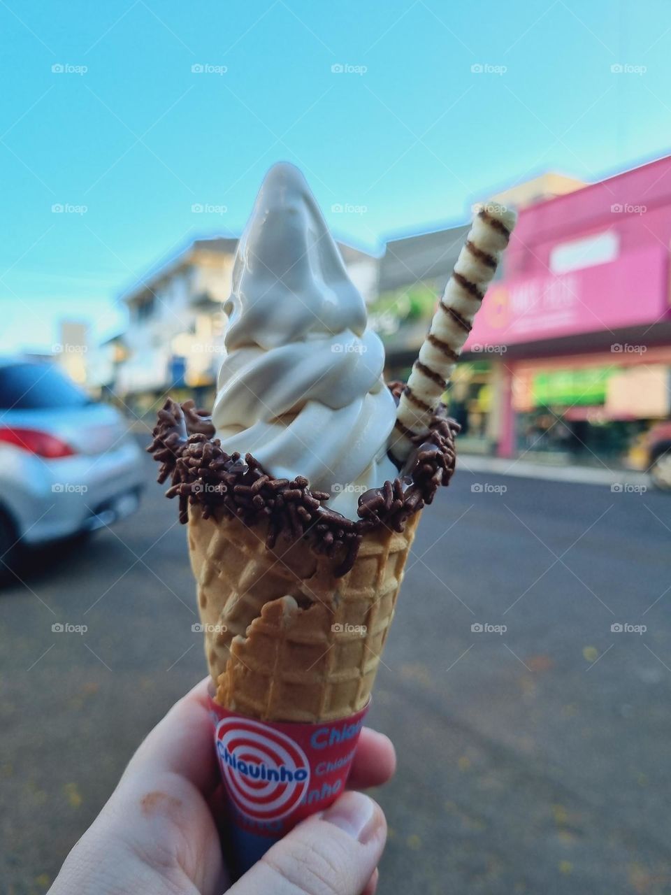 Sorvete de casquinha sabor baunilha