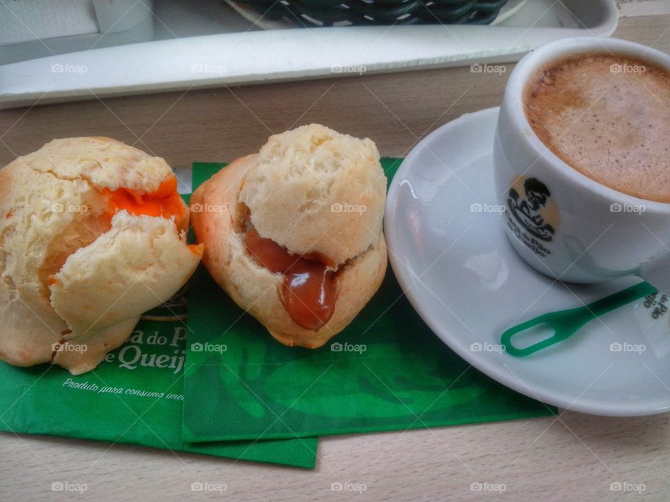 pão de queijo casa do pão de queijo café